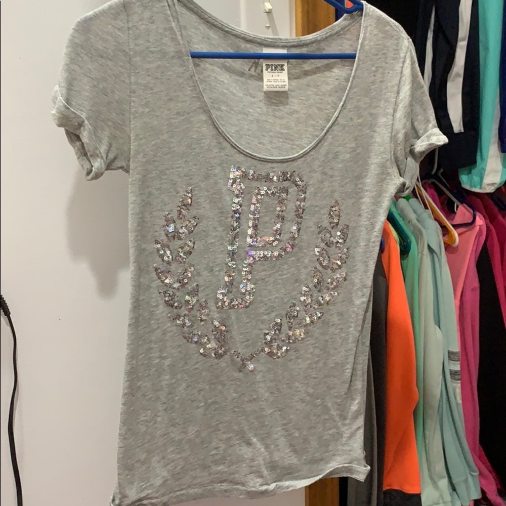 Short sleeve tee
